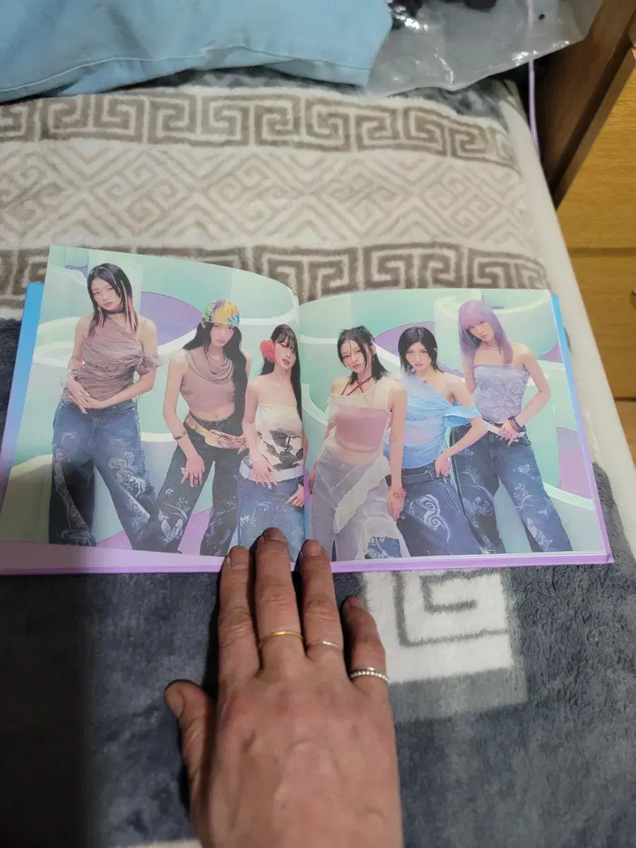 thumbnail-0